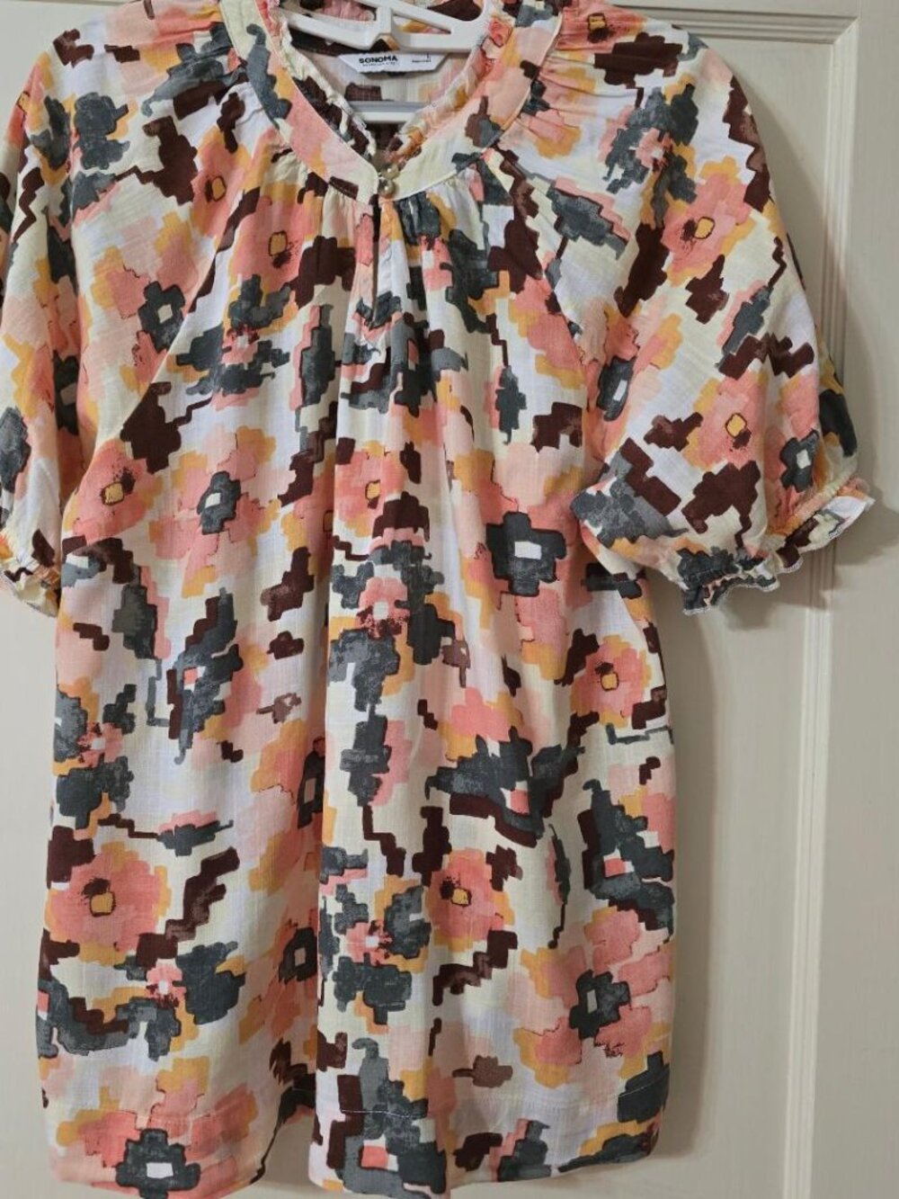 L Sonoma Peach & BL/Grey/White Multi Floral Puff Short Raglan Sleeve Blouse Top